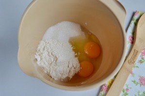 Торт "Наполеон" классический (из домашнего теста)