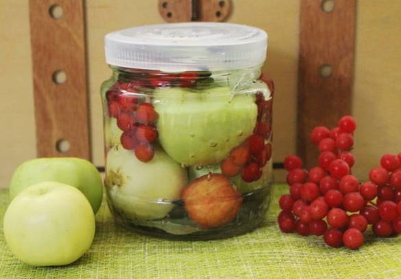 Моченые яблоки в домашних условиях Моченые яблоки в домашних условиях