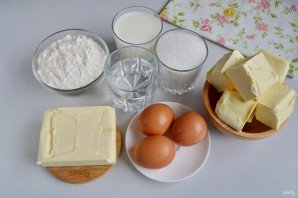 Торт "Наполеон" классический (из домашнего теста)