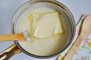 Торт "Наполеон" классический (из домашнего теста)