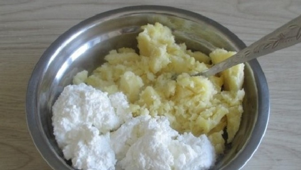 Ленивые вареники из творога классические Ленивые вареники из творога классические