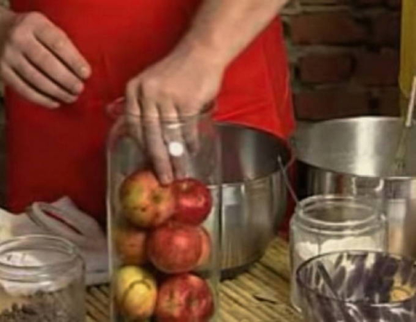 Моченые яблоки в домашних условиях Моченые яблоки в домашних условиях