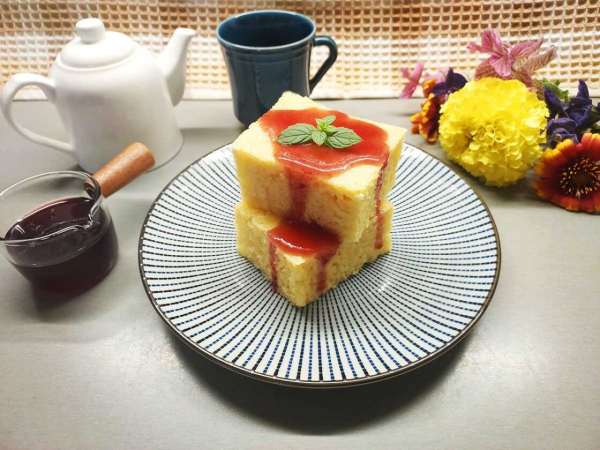 Пышные бездрожжевые оладьи на кефире