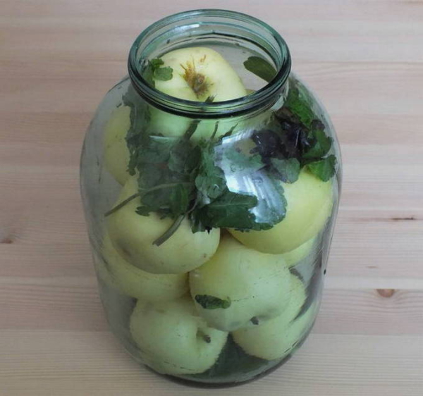 Моченые яблоки в домашних условиях Моченые яблоки в домашних условиях