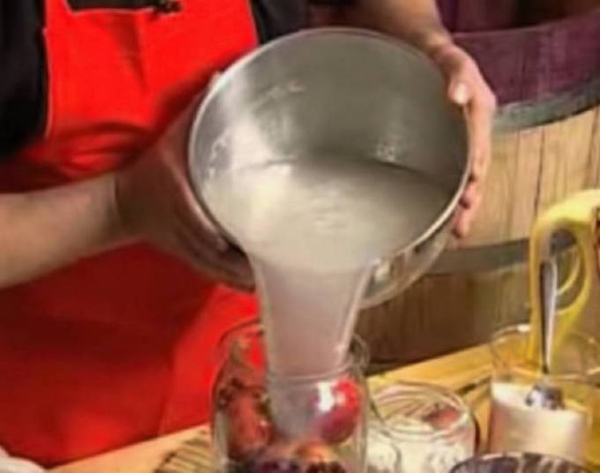 Моченые яблоки в домашних условиях Моченые яблоки в домашних условиях