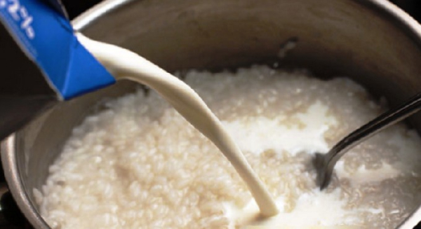 Рисовая каша на молоке Рисовая каша на молоке
