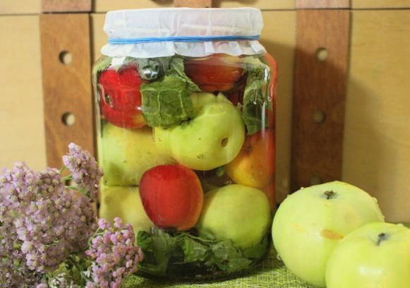 Моченые яблоки в домашних условиях Моченые яблоки в домашних условиях