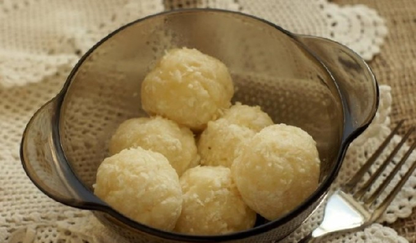 Ленивые вареники из творога классические Ленивые вареники из творога классические