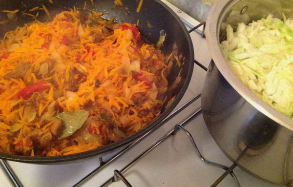 Солянка с капустой и грибами на зиму в банках Солянка с капустой и грибами на зиму в банках