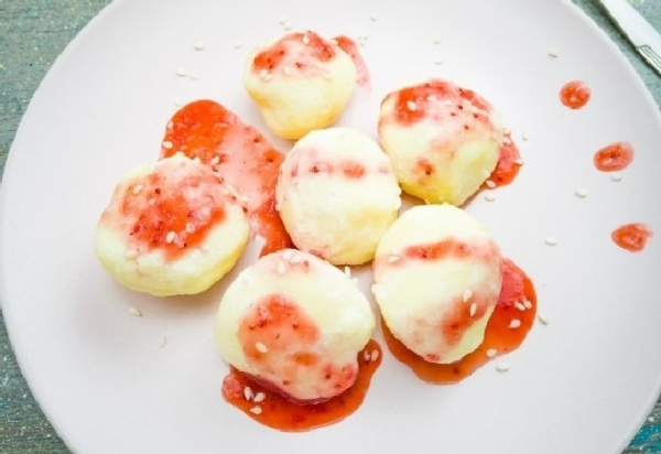 Ленивые вареники из творога классические Ленивые вареники из творога классические