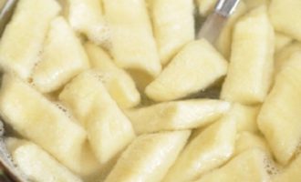 Ленивые вареники из творога классические Ленивые вареники из творога классические