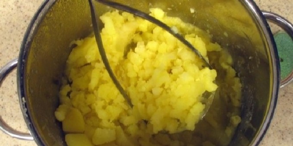 Ленивые вареники из творога классические Ленивые вареники из творога классические