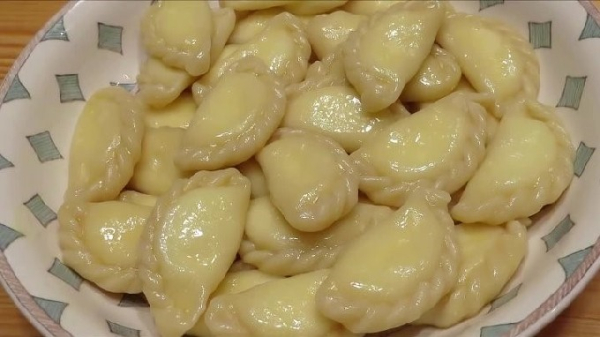 Ленивые вареники из творога классические Ленивые вареники из творога классические