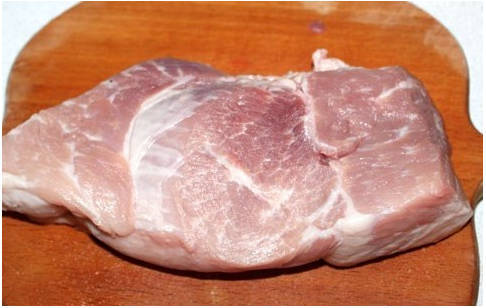 Жареная свинина с луком на сковороде Жареная свинина с луком на сковороде