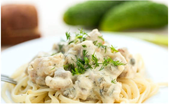 Жареная свинина с луком на сковороде Жареная свинина с луком на сковороде